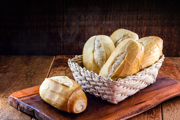 how long does bread last in the fridge