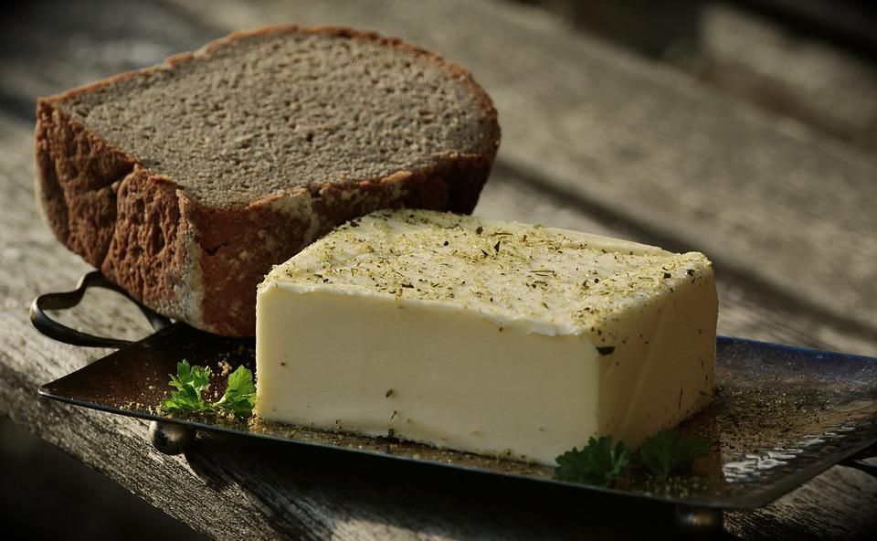 How to make butter at home.